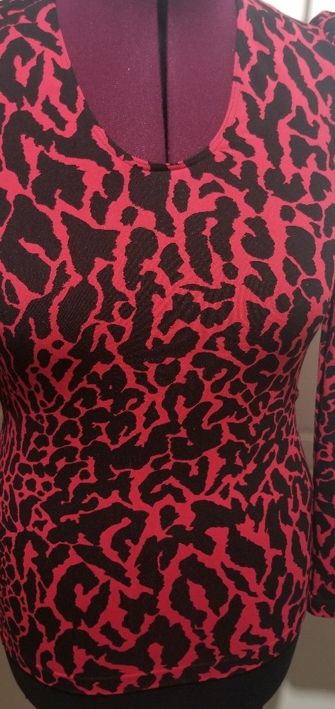 Leopard print top